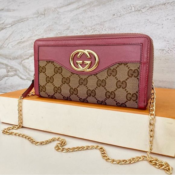 Gucci Handbags - GUCCI GG Canvas Leather Wallet to Crossbody Bag 💼